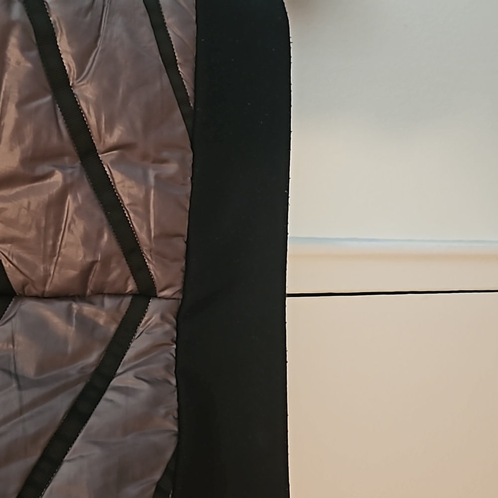 Guess bomber jacket - Picture 8 of 9